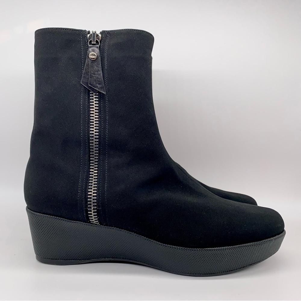 Stuart Weitzman Antiagua Shearling Side Zip Ankle Wedge Boot Black Size 11 M
